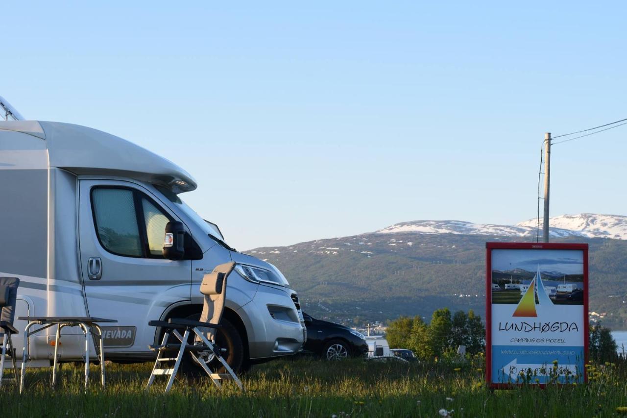 Lundhogda Camping Og Motell Fauske Buitenkant foto