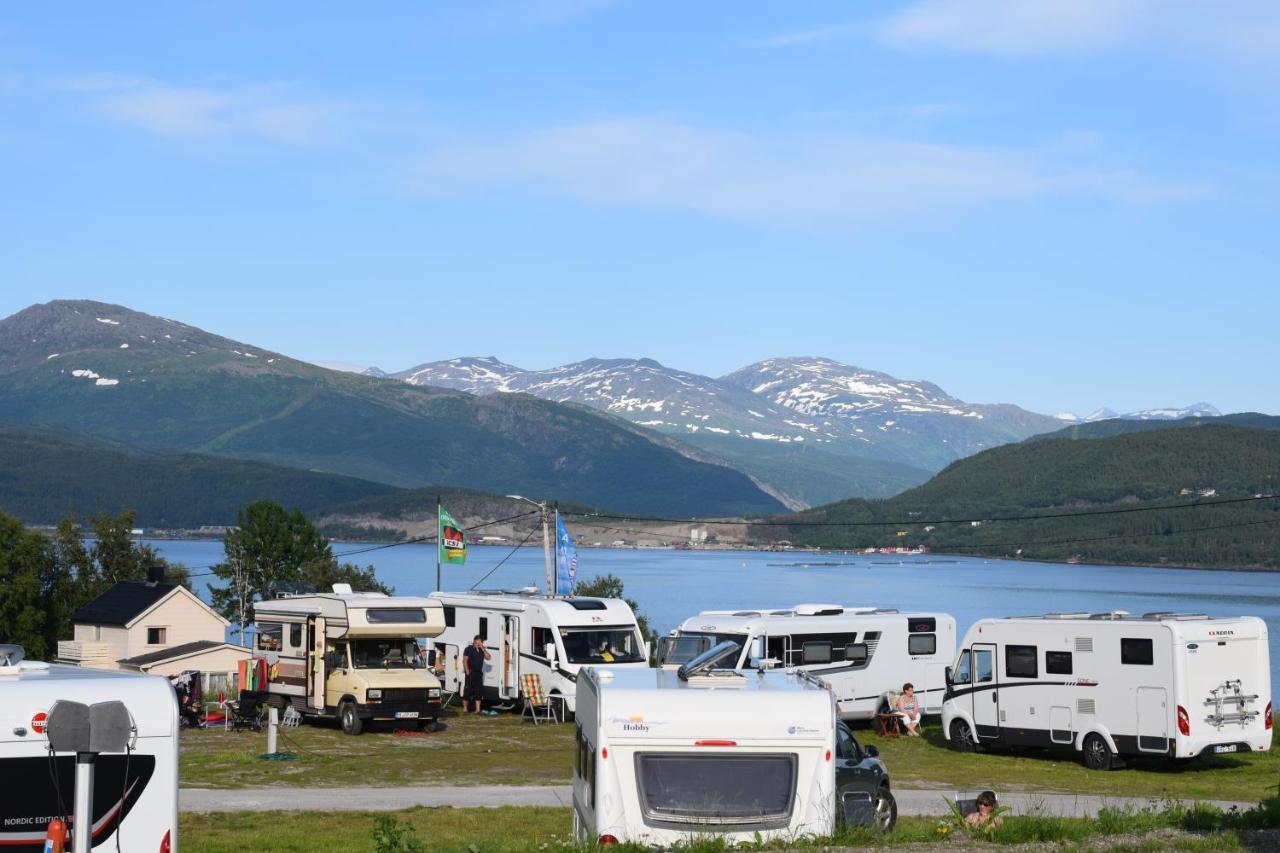 Lundhogda Camping Og Motell Fauske Buitenkant foto