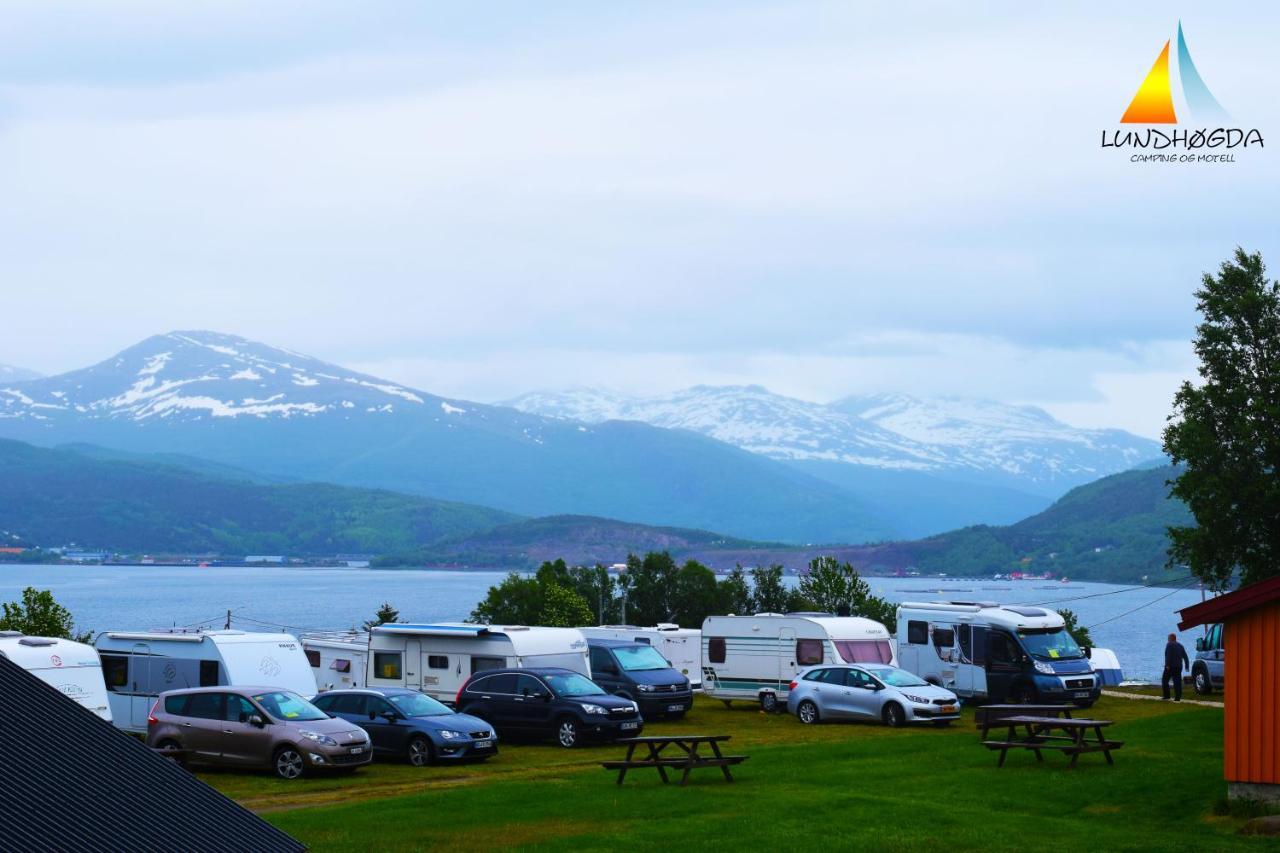 Lundhogda Camping Og Motell Fauske Buitenkant foto