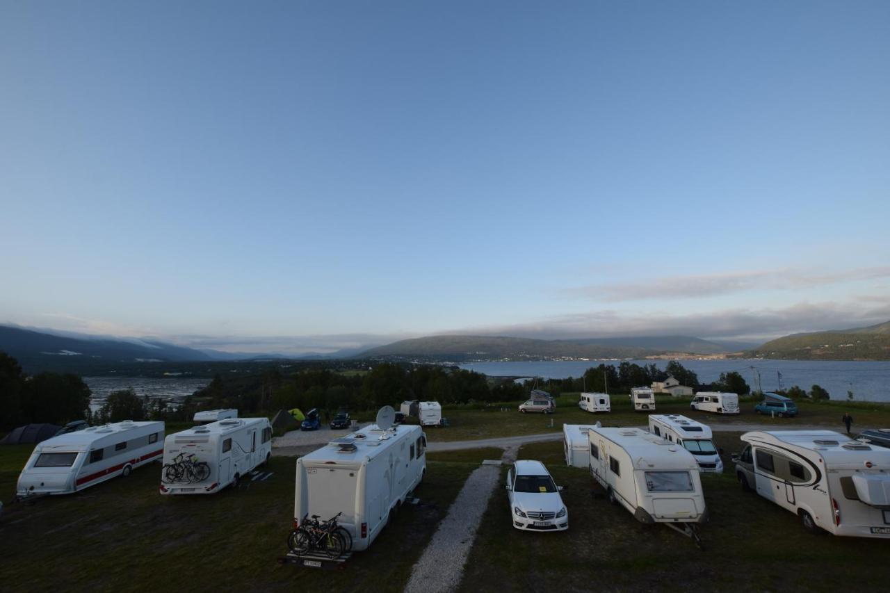 Lundhogda Camping Og Motell Fauske Buitenkant foto